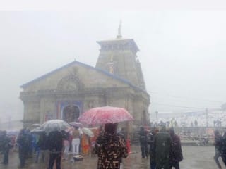 लगातार भारी बारिश के बीच प्रशासन सक्रिय, सभी सेक्टर अधिकारी सतर्क, यात्रा से पूर्व मौसम की जानकारी लें श्रद्धालु